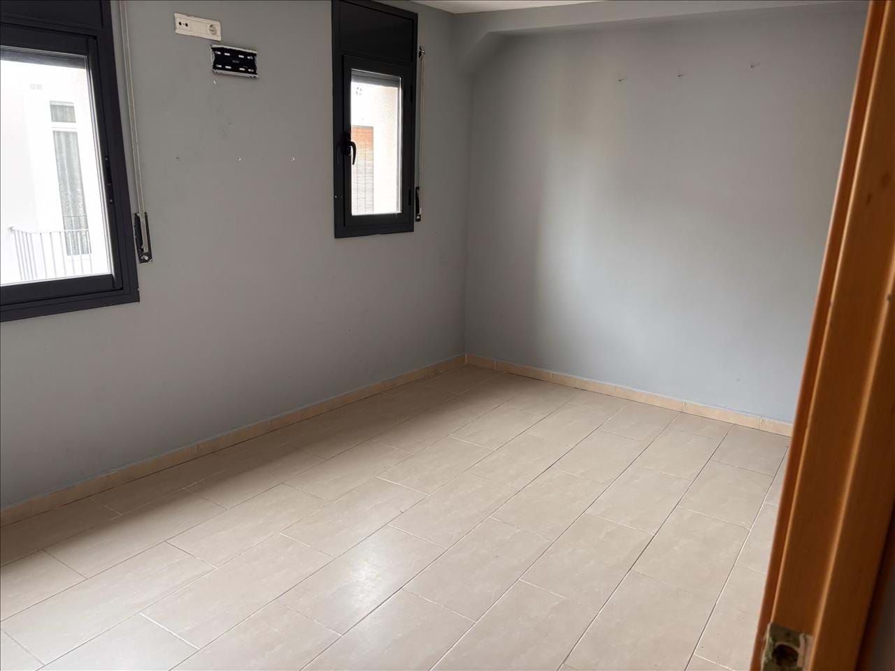 Bedroom of Flat for sale in Vilanova i la Geltrú
