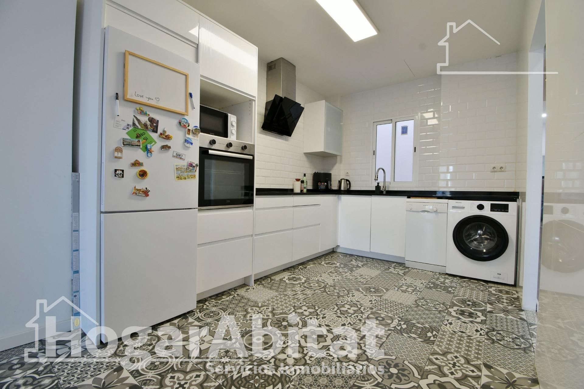 Kitchen of Attic for sale in Benetússer  with Terrace