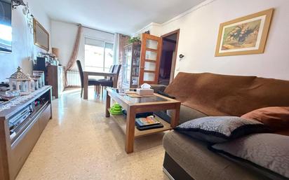 Living room of Flat for sale in Pineda de Mar  with Air Conditioner, Heating and Balcony