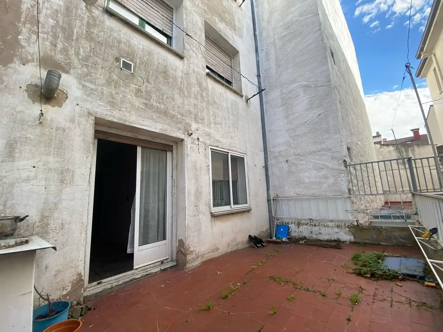 Exterior view of Buildings for sale in Briviesca