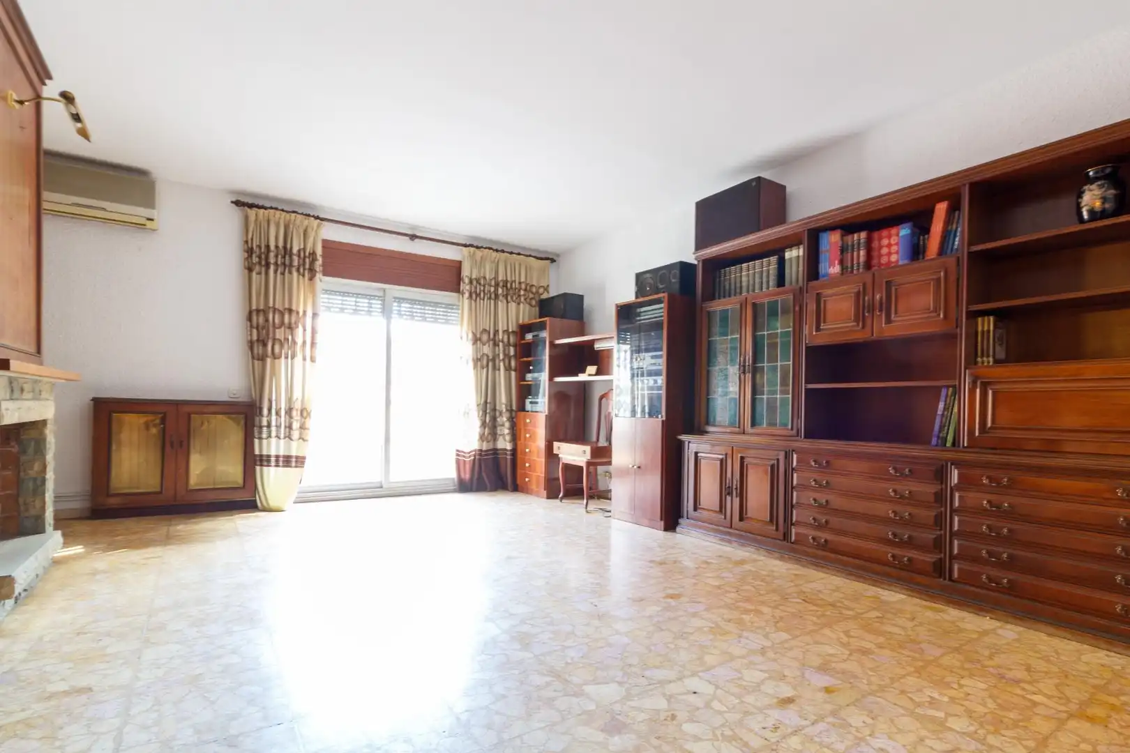 Sala d'estar de Pis en venda en Viladecans amb Aire condicionat, Calefacció i Traster