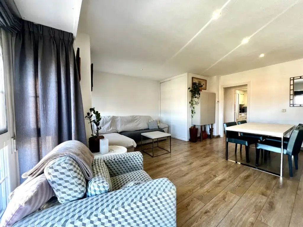 Sala d'estar de Dúplex en venda en Las Rozas de Madrid