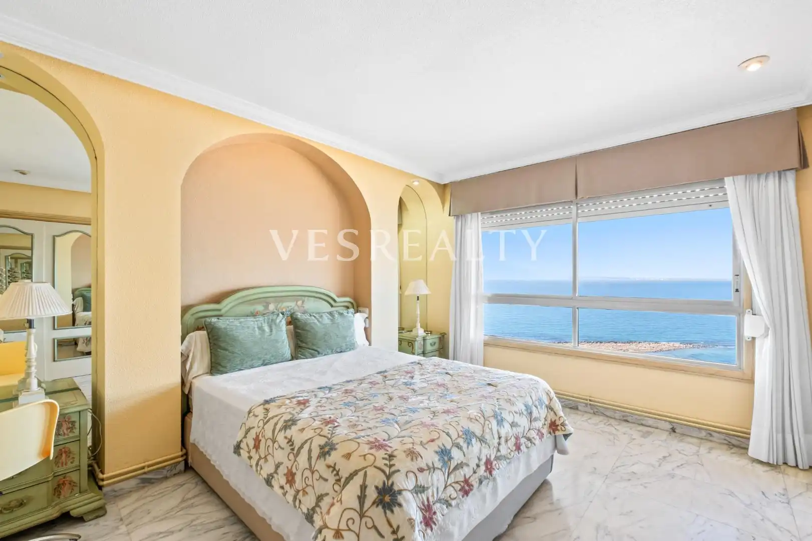 Flat with pool for sale in Playa de San Juan - El Cabo de las Huertas, imagen 18