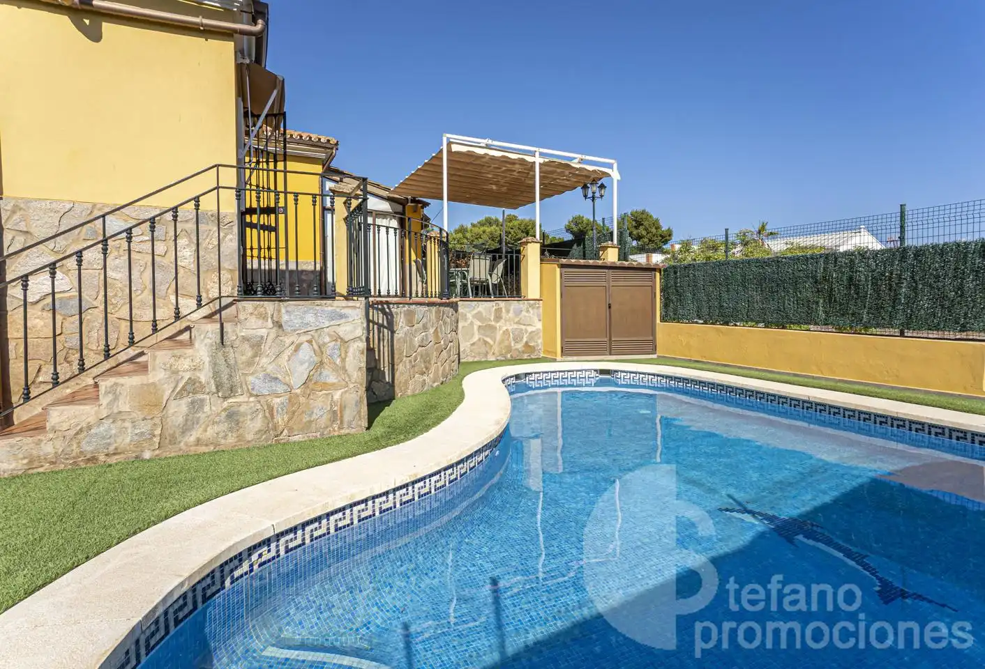 Piscina de Casa o xalet en venda en Málaga amb Aire condicionat, Jardí privat i Terrassa