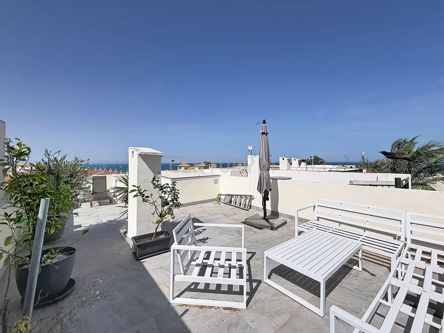 Terraza de Apartamento en venta en Torrevieja con Aire acondicionado y Piscina comunitaria