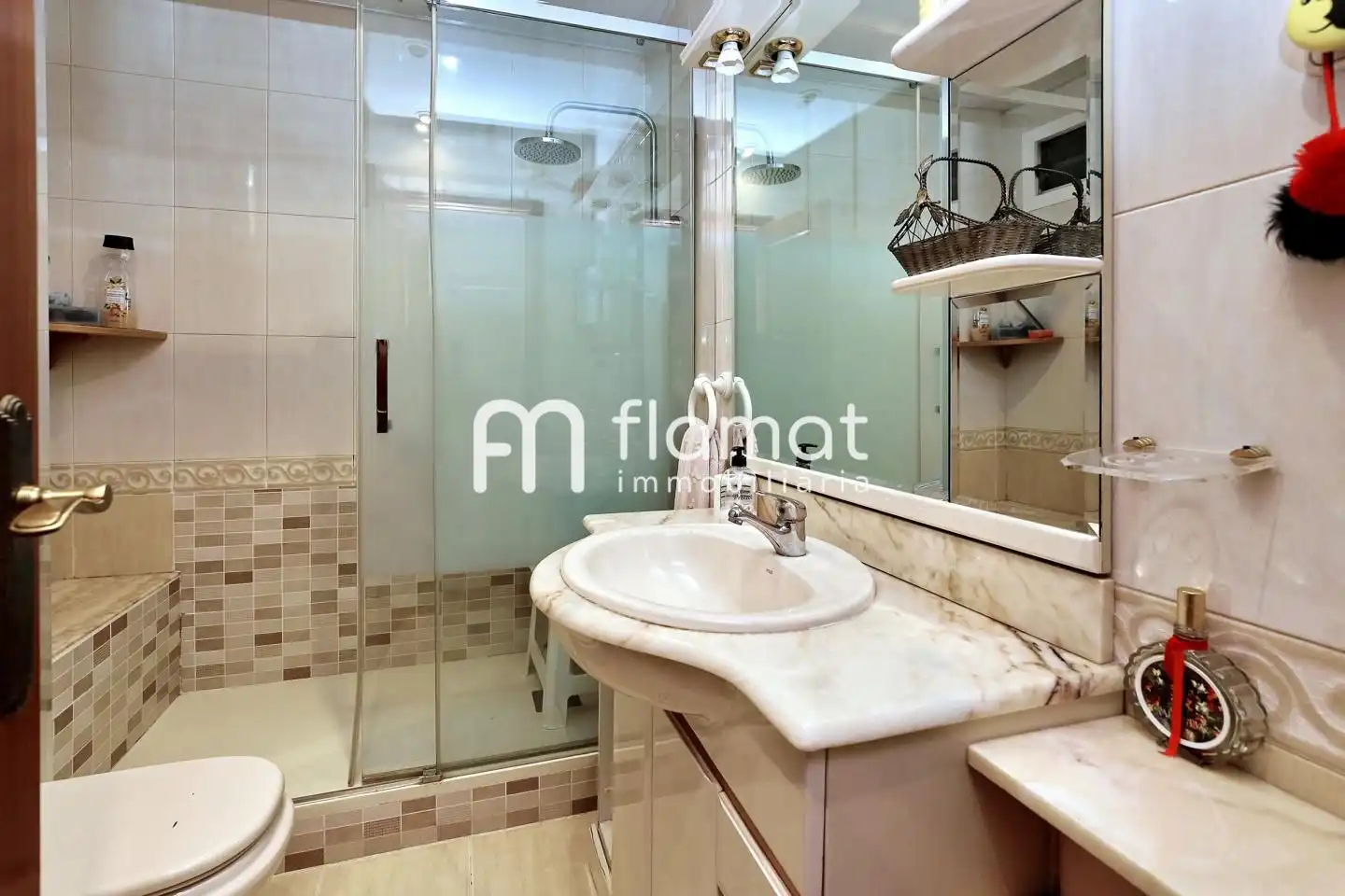 Badezimmer von Wohnung zum Verkauf in Barcelona