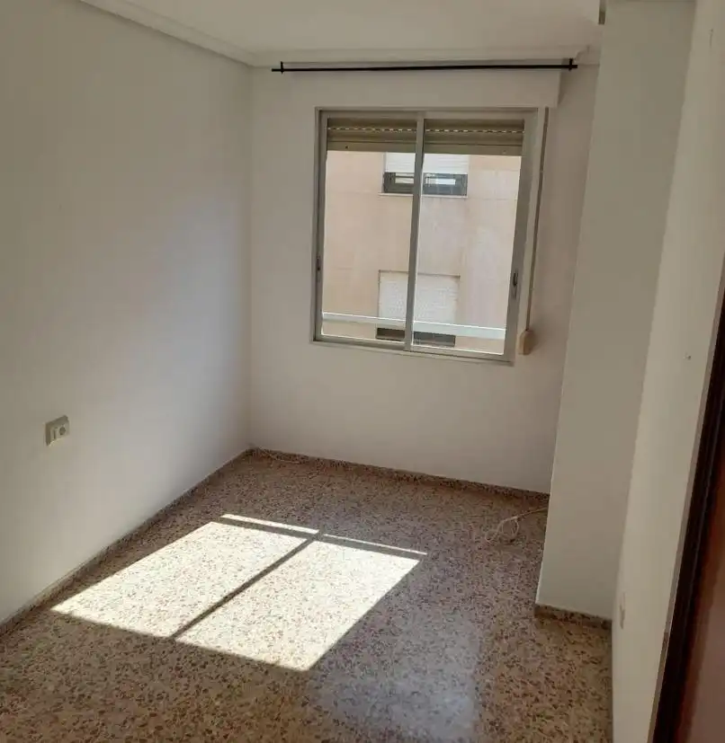Habitación de Piso en venta en Almazora / Almassora