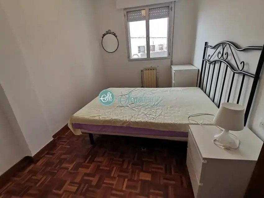 Habitación de Piso en venta en Segovia con Calefacción, Parquet y Terraza