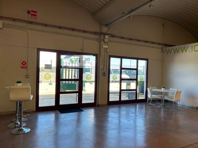 Nave industrial en Venta en C/ Galiana 6 en Pina de Ebro