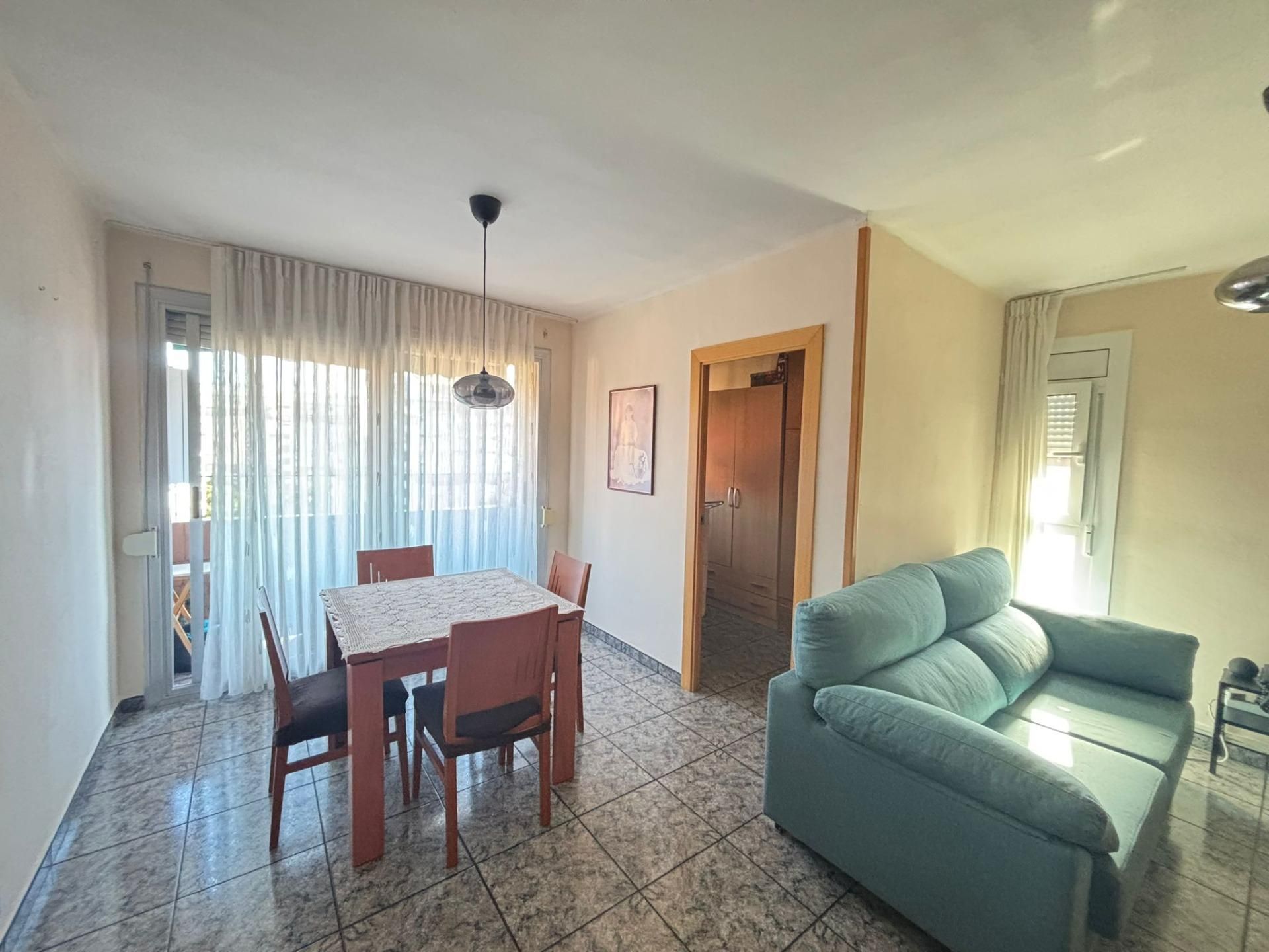 Sala d'estar de Pis en venda en Sabadell amb Calefacció, Traster i Balcó