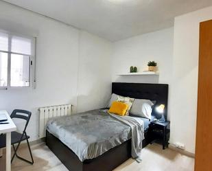 Flat to share in N/A, Orcasur - 12 de Octubre