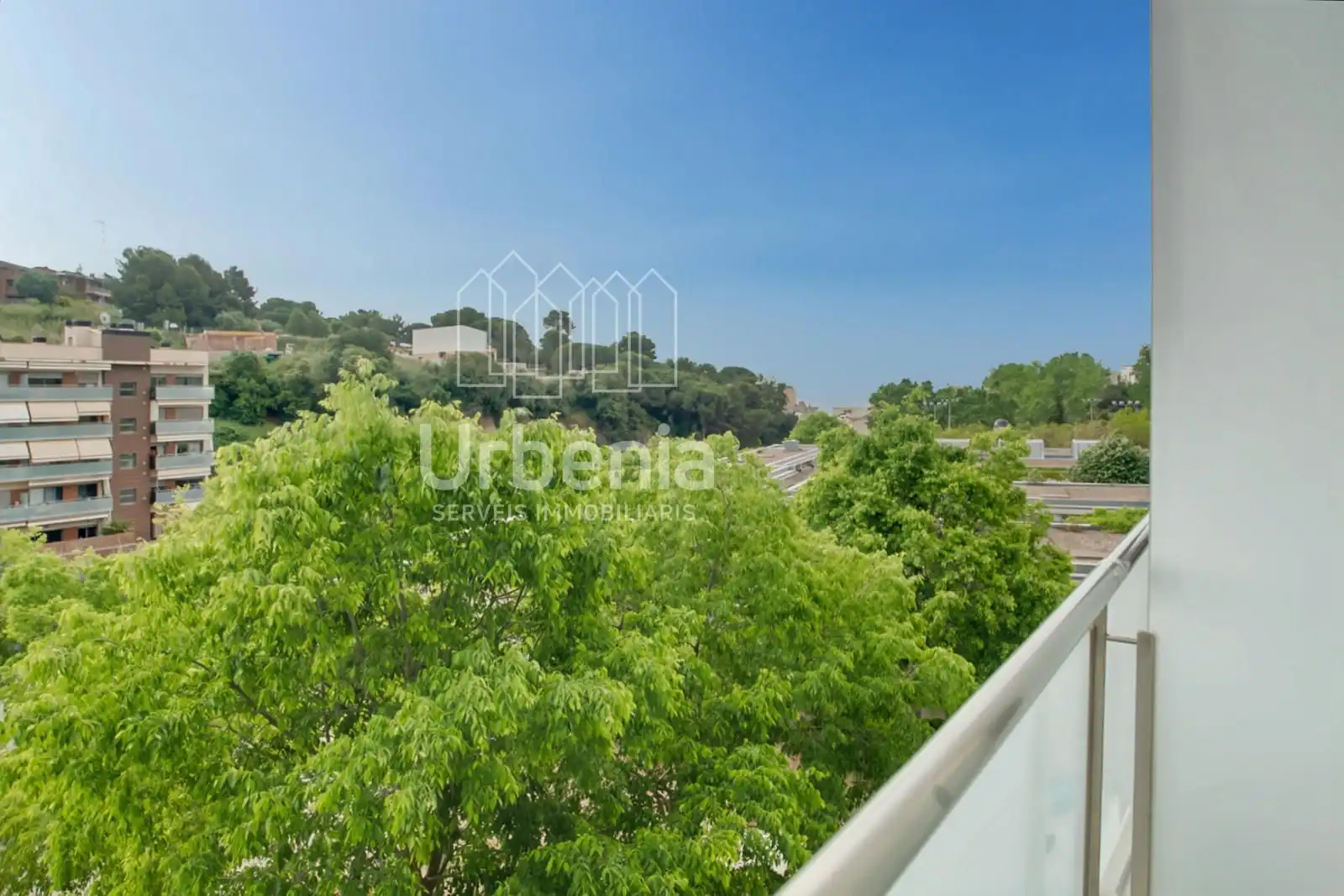 Vista exterior de Pis en venda en Arenys de Mar amb Aire condicionat, Calefacció i Terrassa