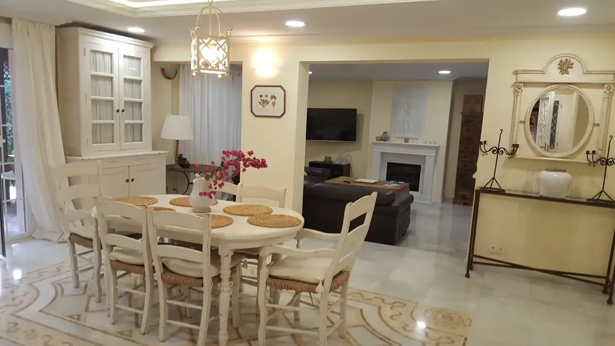 House with pool to rent in DE LOS JAZMINES-NVA ANDAL 356, imagen 4