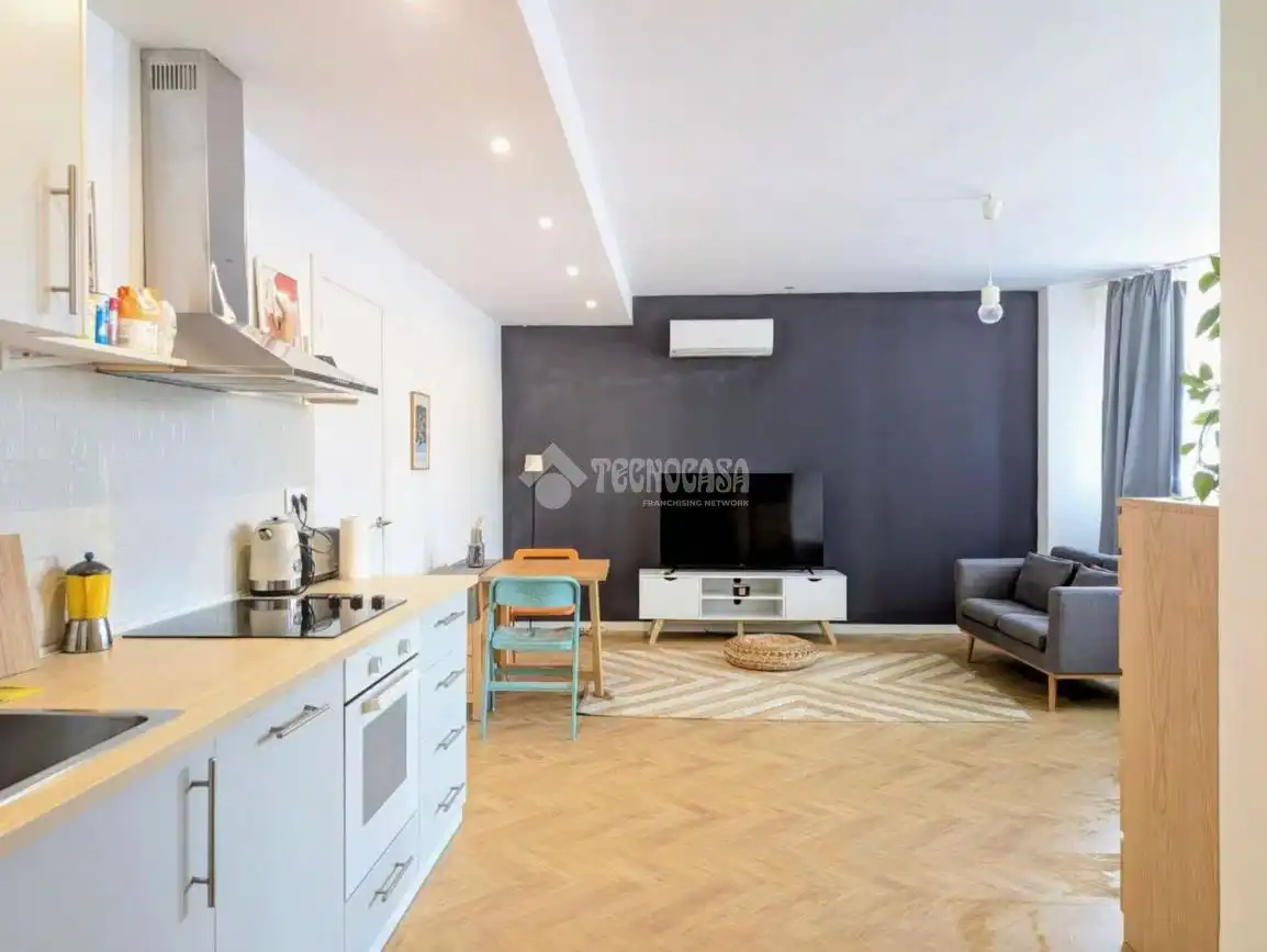 Flat for sale in Salut - Lloreda, imagen 5