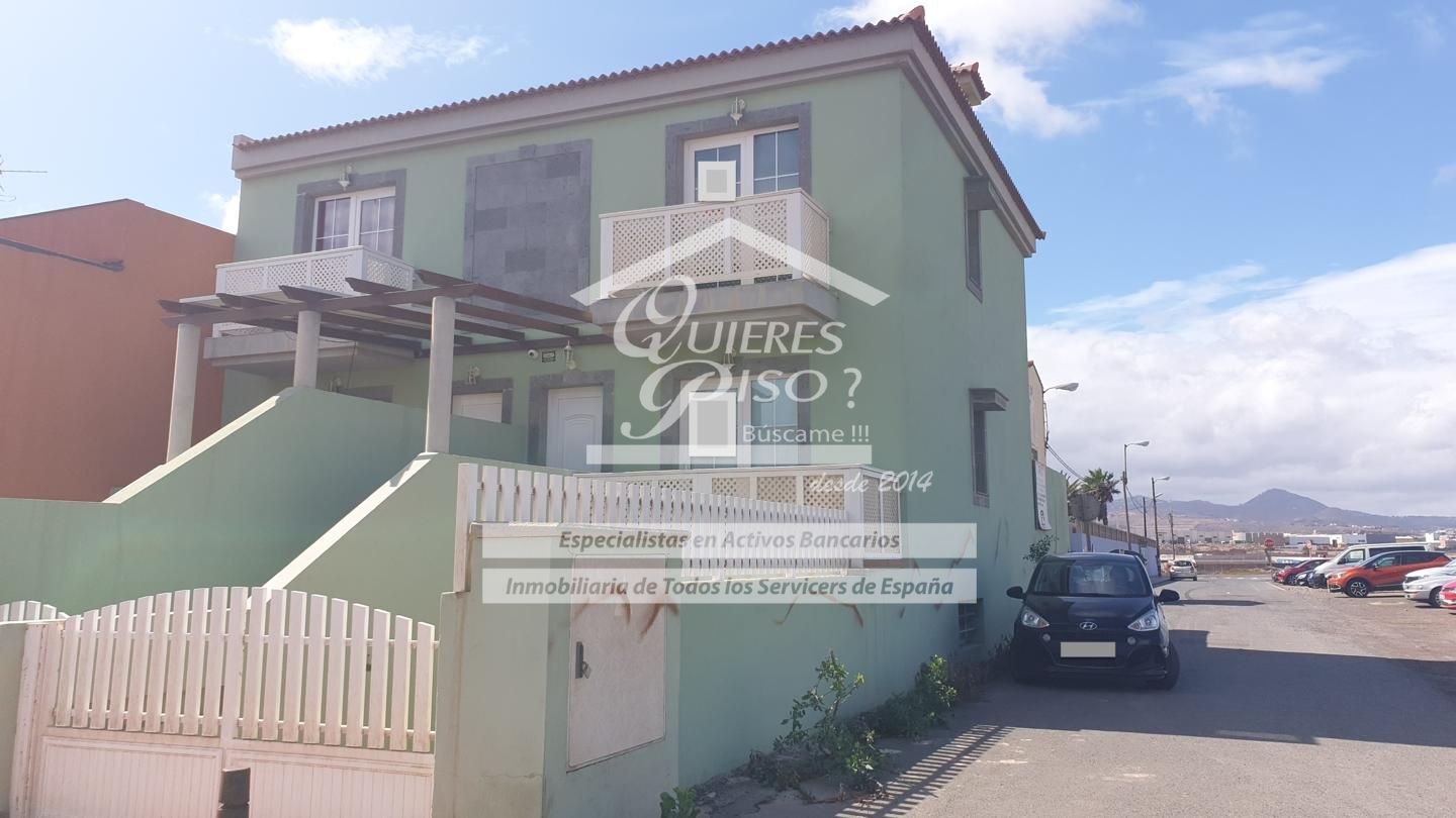 Duplex for sale in Via Lactea, Playa del Hombre - Taliarte - Salinetas