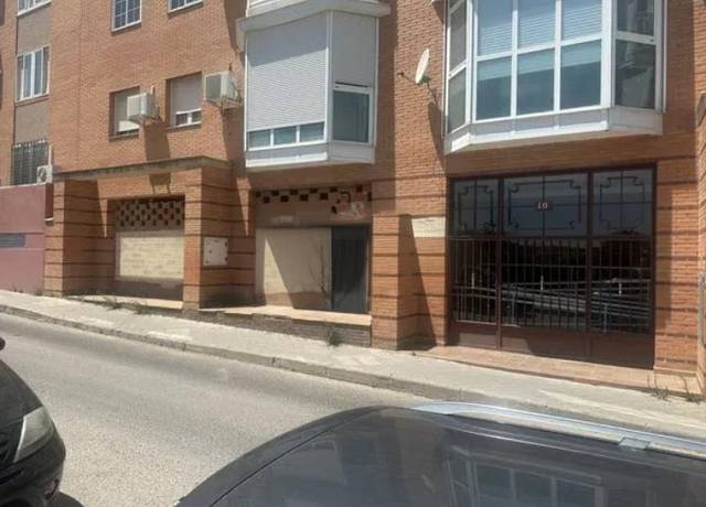 Local comercial en Alquiler en Alameda de Osuna