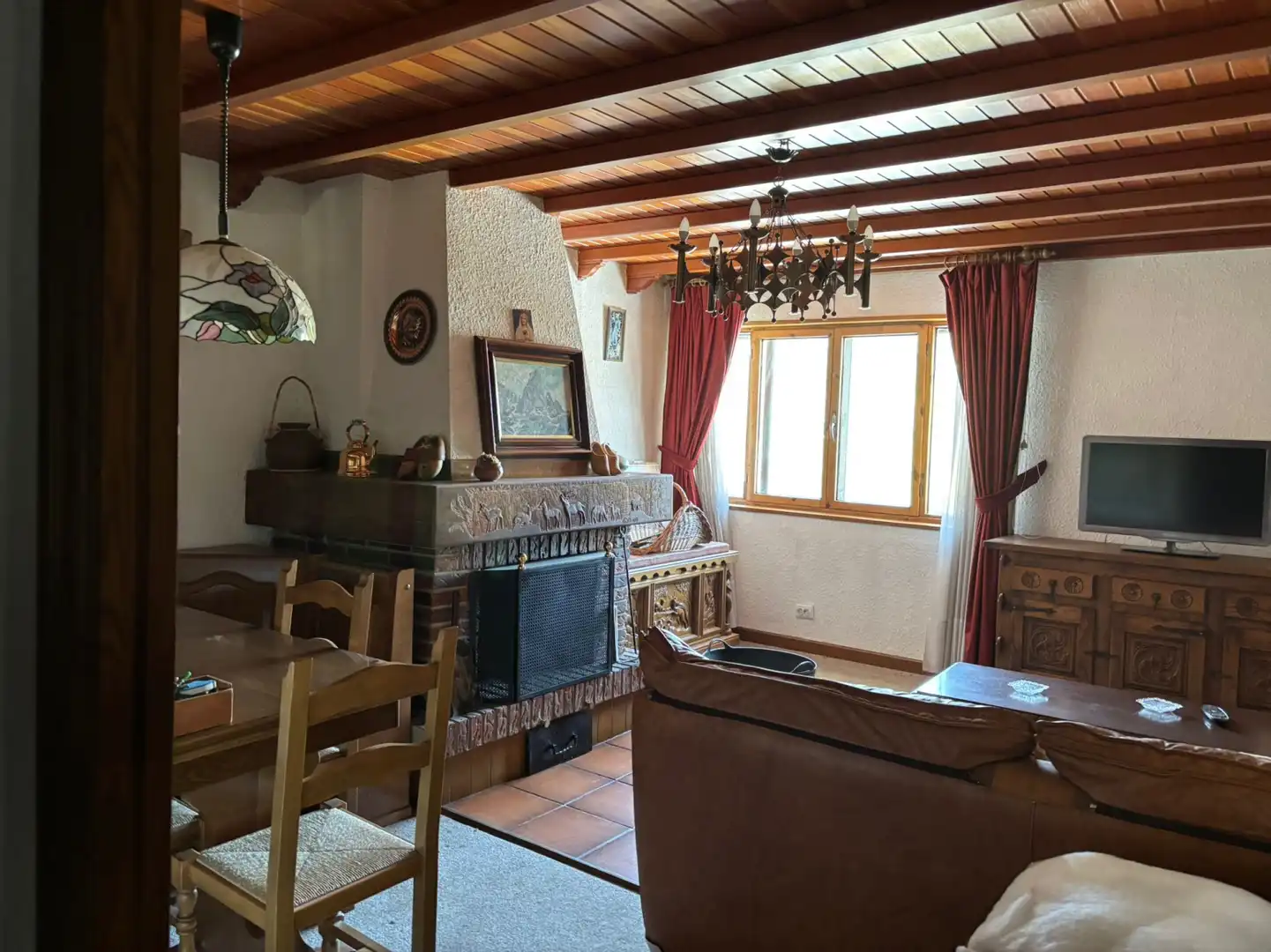 Wohnzimmer von Wohnung zum Verkauf in Puebla de Lillo mit Heizung und Abstellraum
