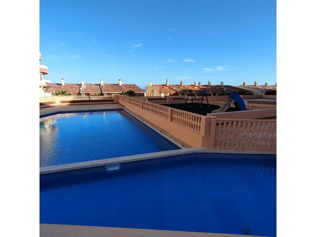 Piscina de Local en venda en La Manga del Mar Menor