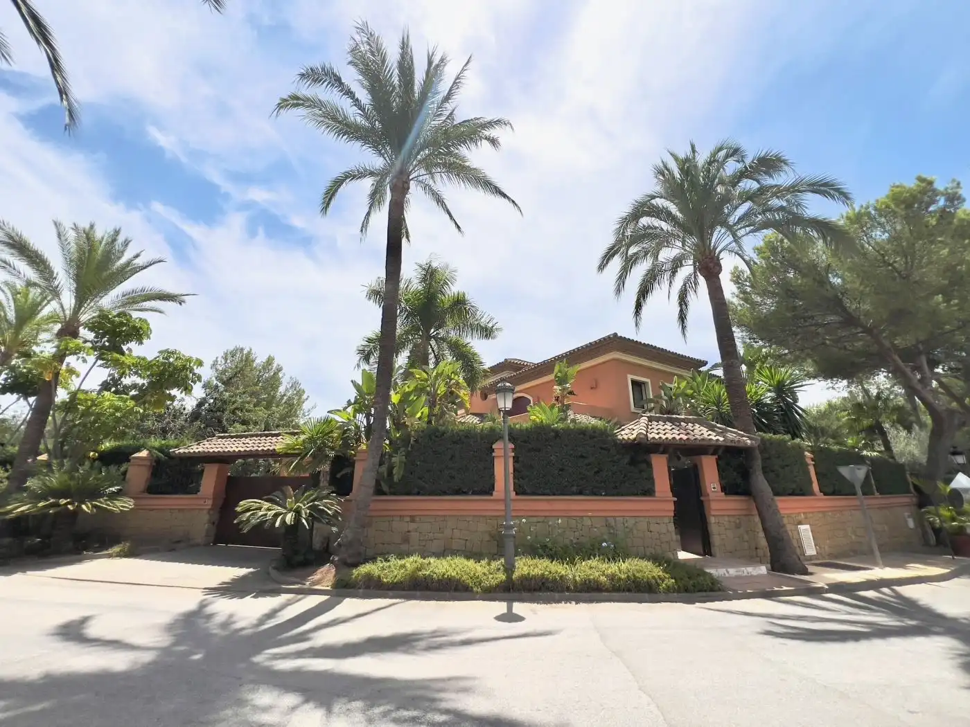 Chalet con terraza en venta en Milla de Oro, imagen 2