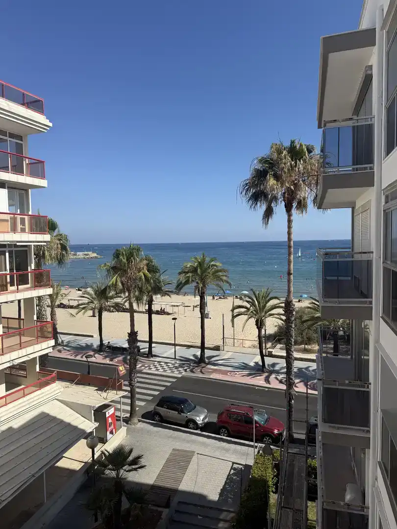 Vista exterior de Piso de alquiler en Salou con Amueblado