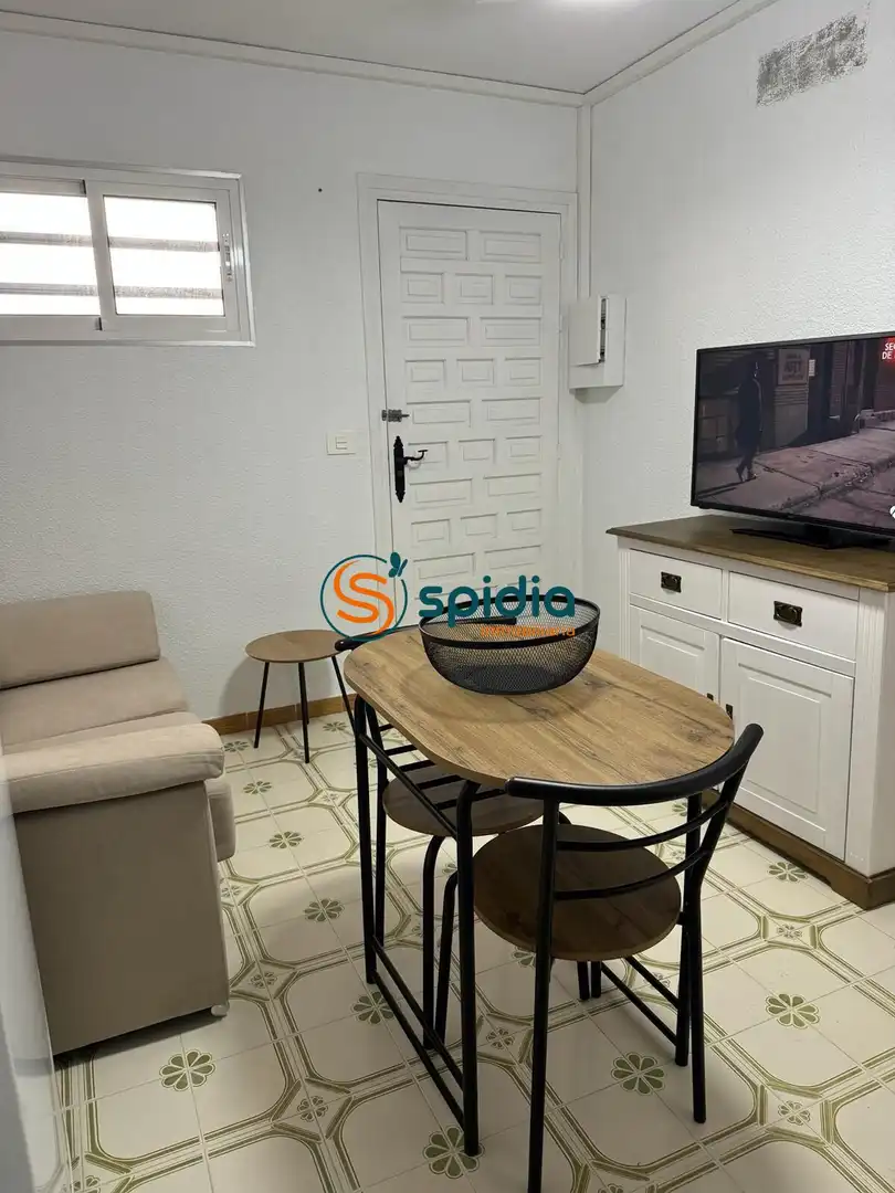 Cuina de Apartament de lloguer en Águilas amb Aire condicionat i Moblat