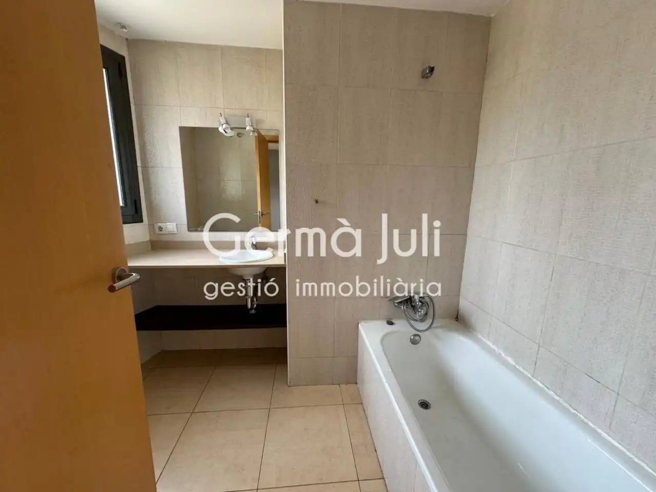 Wohnung zum Verkauf in Calle Cartagena, 6, Sant Narcís