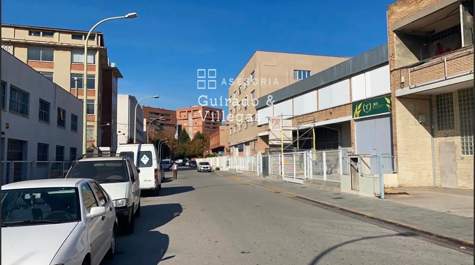 Außenansicht von Fabrikhallen zum Verkauf in Esplugues de Llobregat