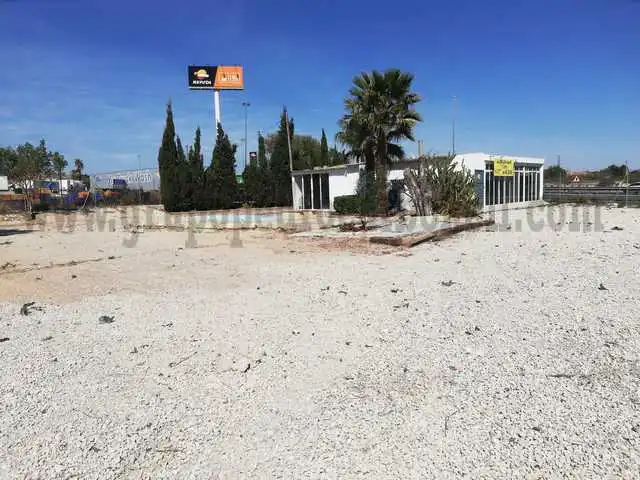 Finca rústica en venta en Crevillent con Aire acondicionado, Jardín privado y Piscina
