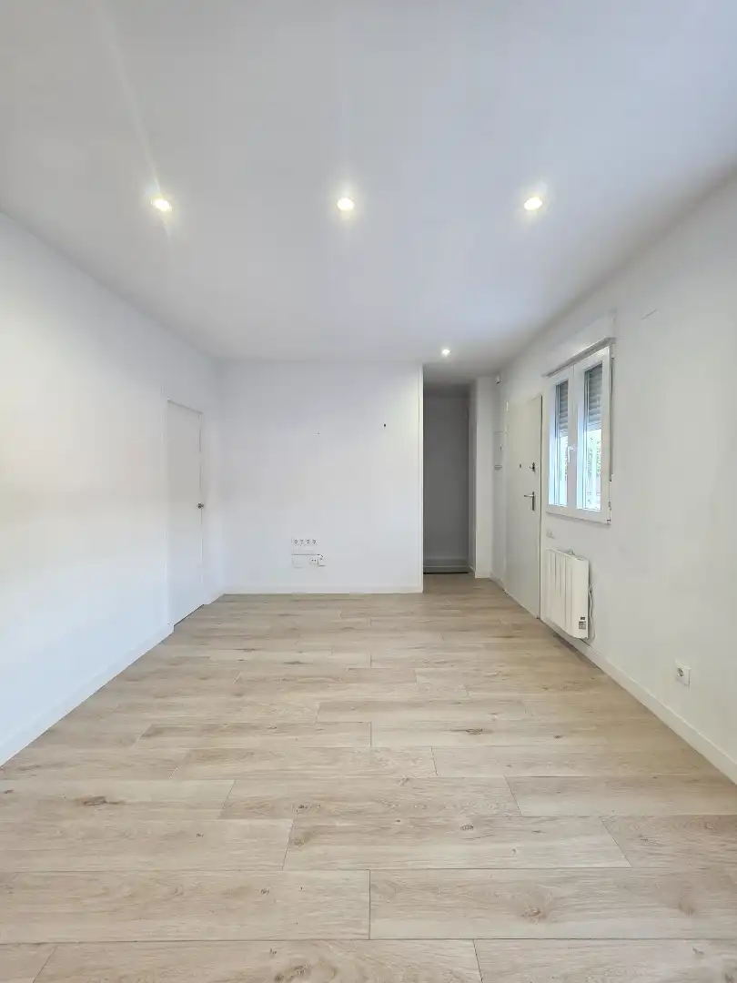 Flat for rent in Madrid  with Heating