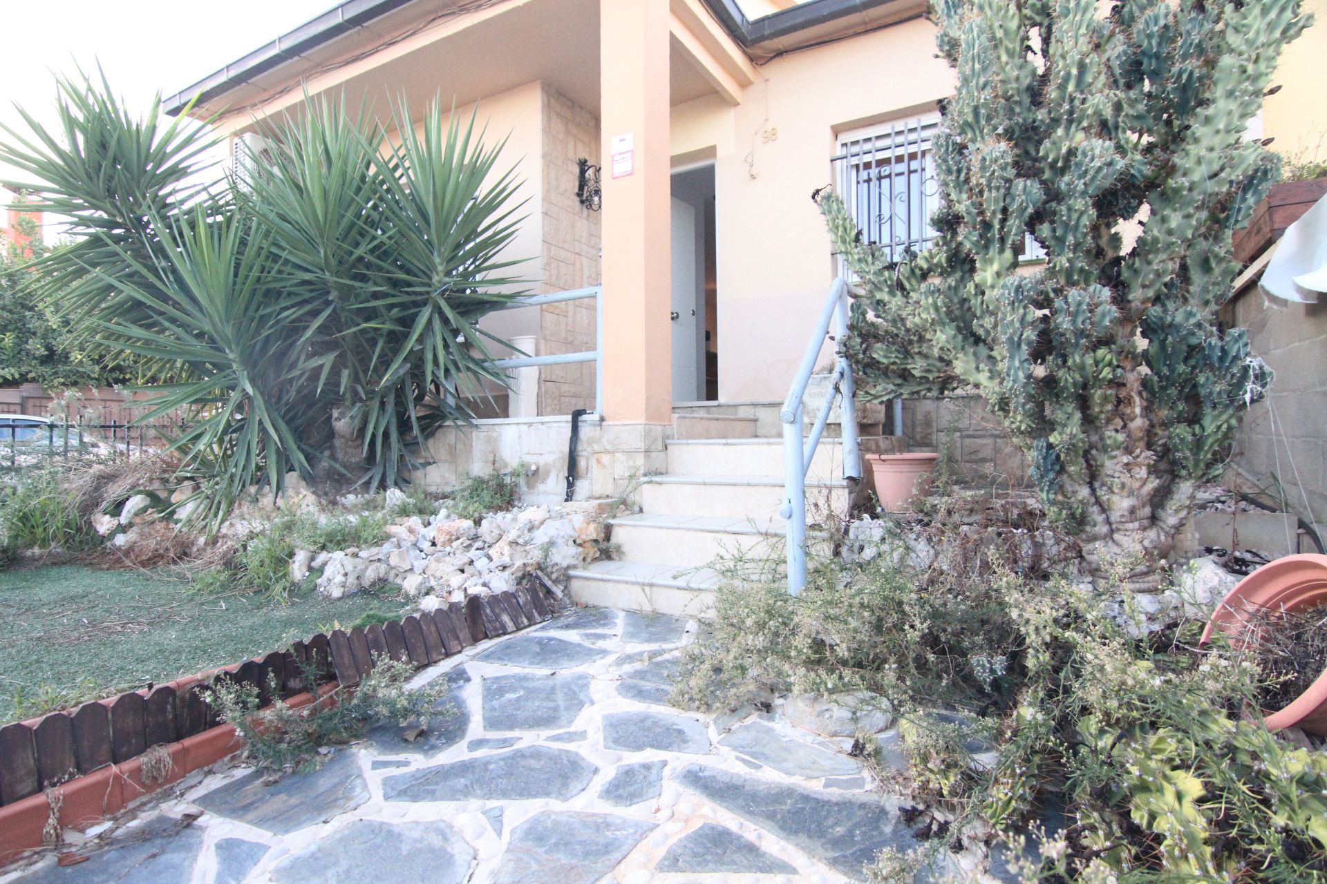 Garden of Single-family semi-detached for sale in Olesa de Montserrat  with Air Conditioner, Heating and Terrace