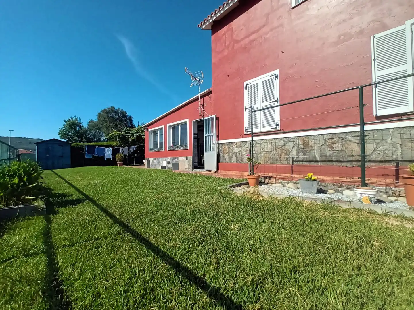 Vista exterior de Casa o xalet en venda en Ferrol amb Calefacció