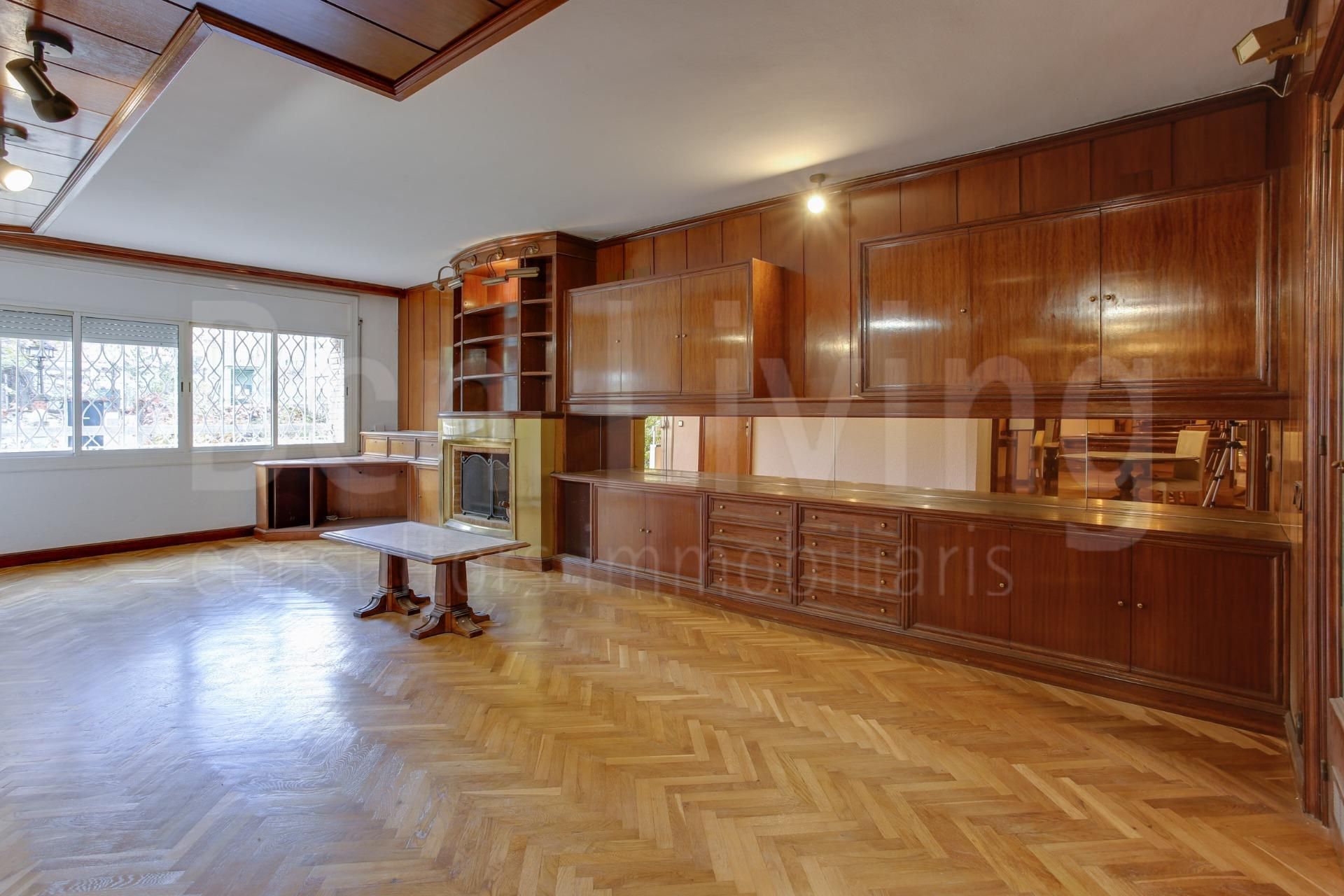 Sala d'estar de Pis de lloguer en  Barcelona Capital amb Aire condicionat, Calefacció i Jardí privat