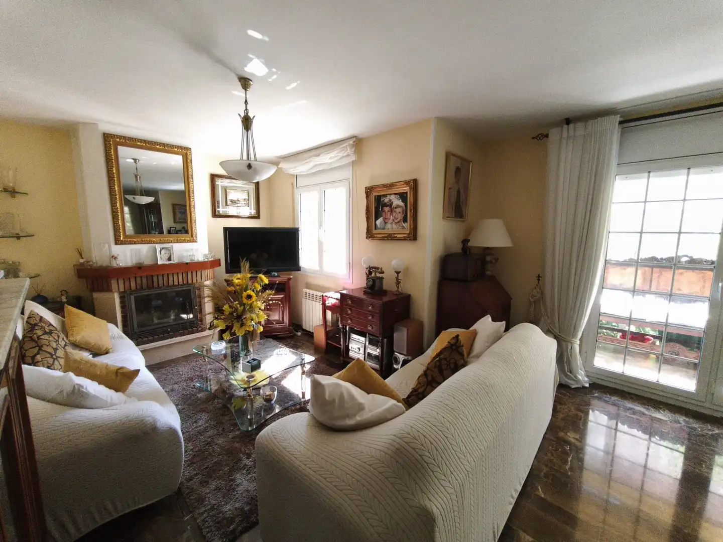 Living room of Houses for sale in Cambrils  with Air Conditioner, Heating and Private garden