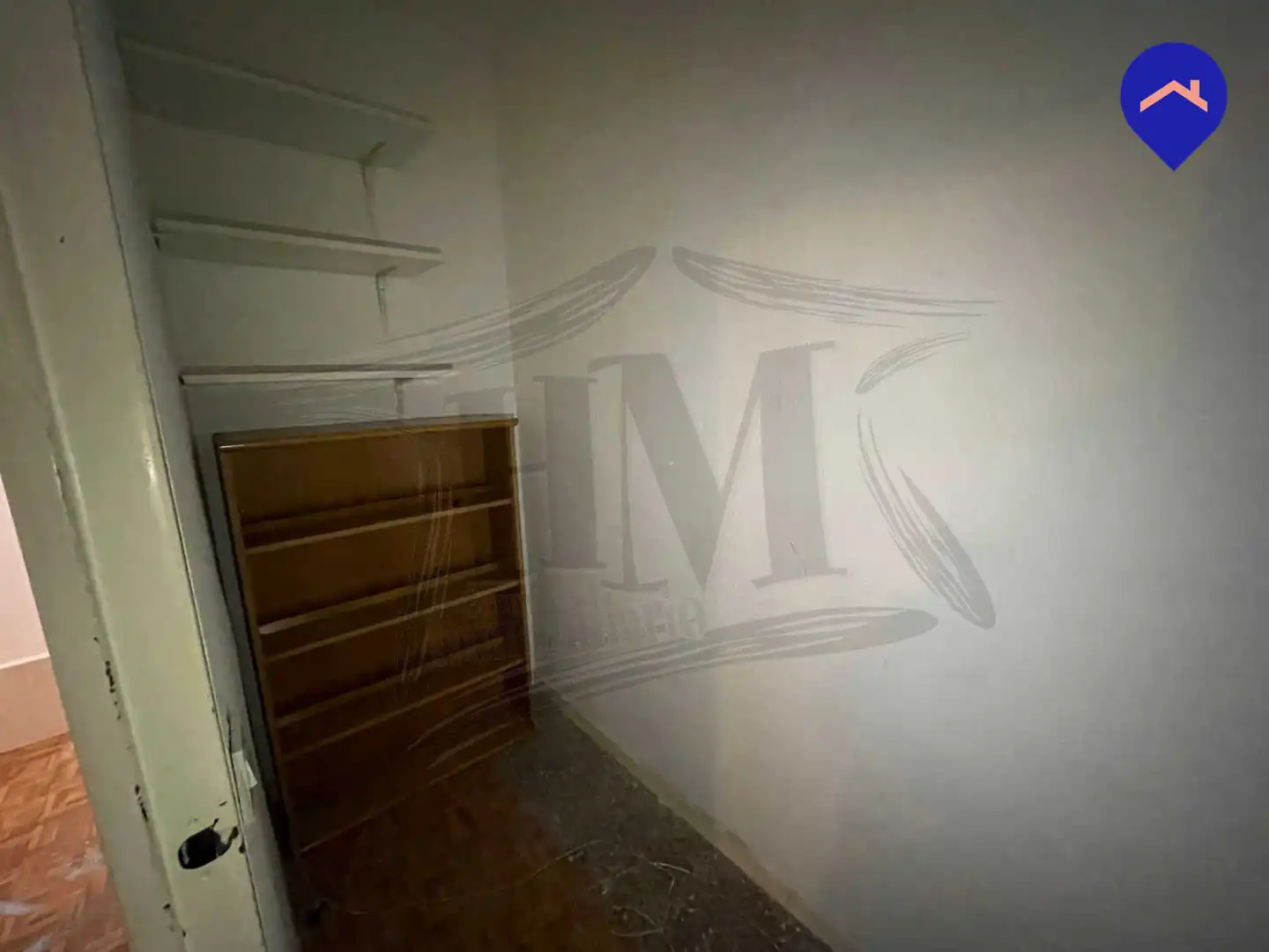 Piso en venta en Madrid con Calefacción, Terraza y Alarma