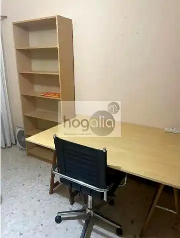 Piso de alquiler en Sevilla con Aire acondicionado, Terraza y Amueblado