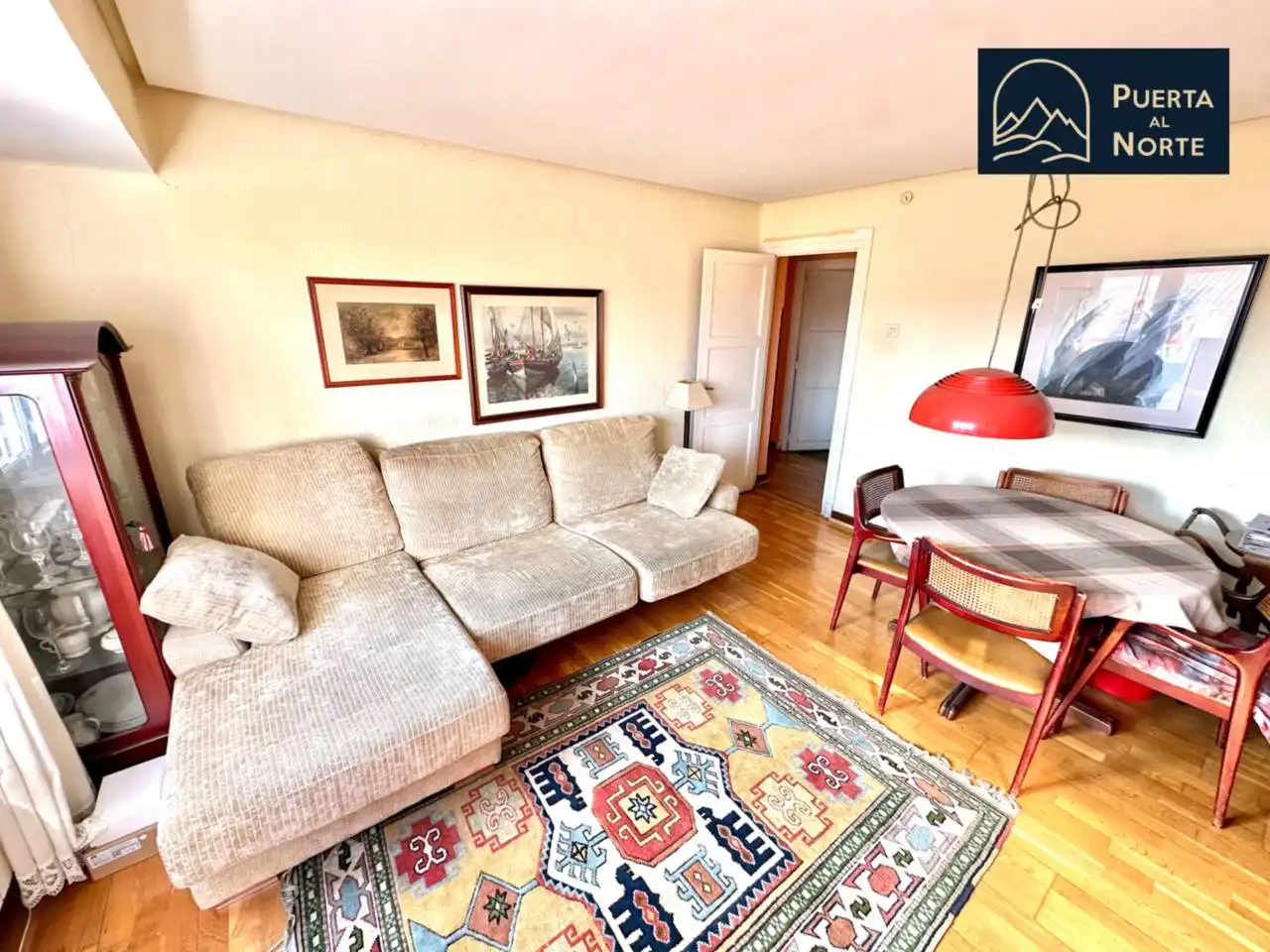 Sala d'estar de Pis en venda en Santander amb Calefacció