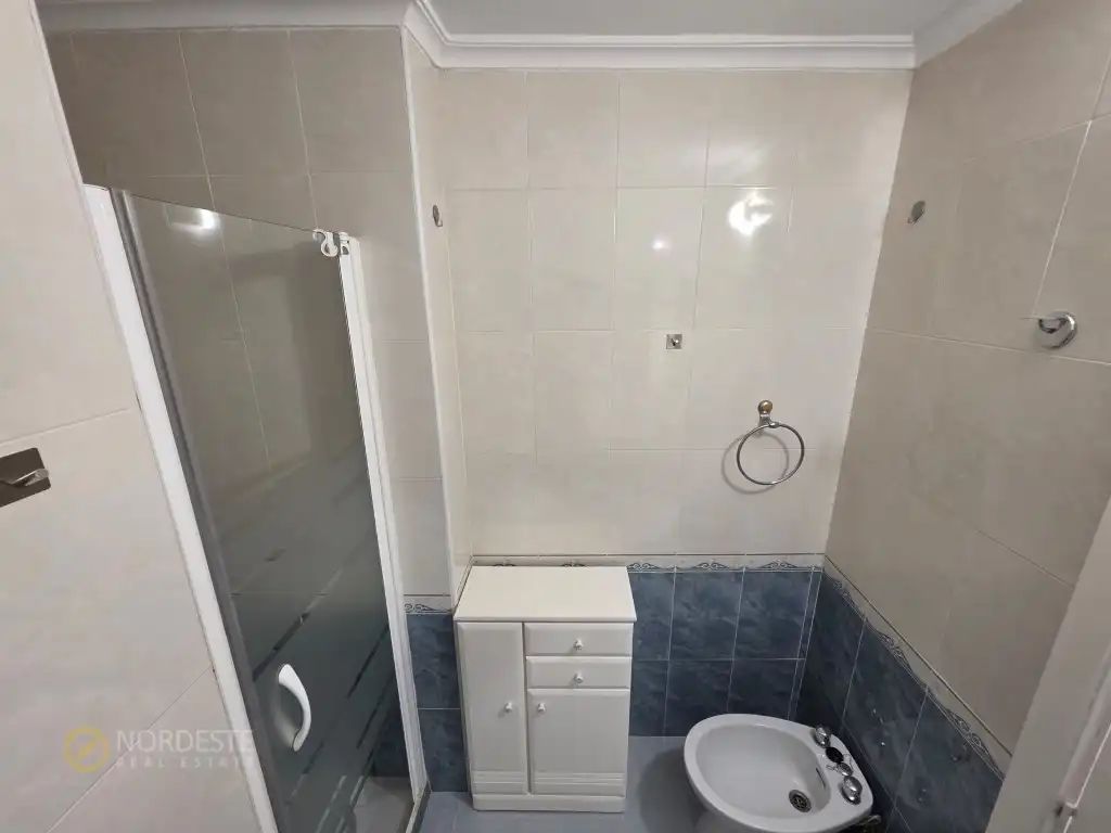 Baño de Piso en venta en Oviedo 