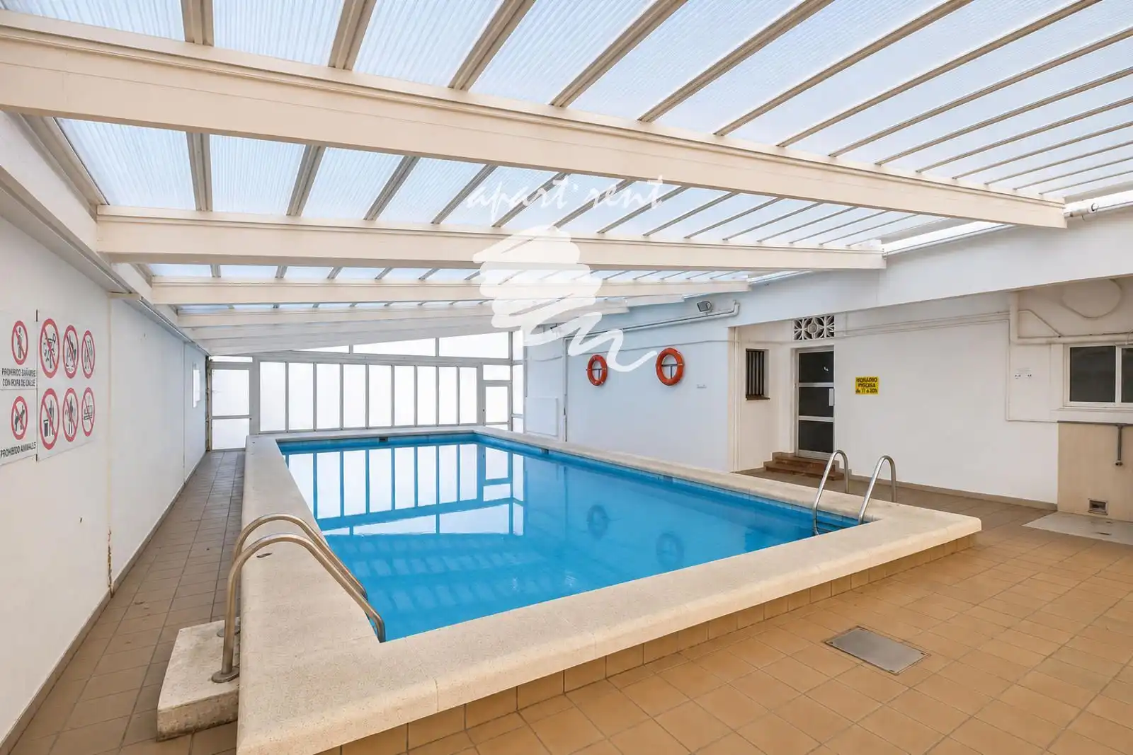 Piscina de Piso en venta en Roses con Terraza, Piscina y Balcón