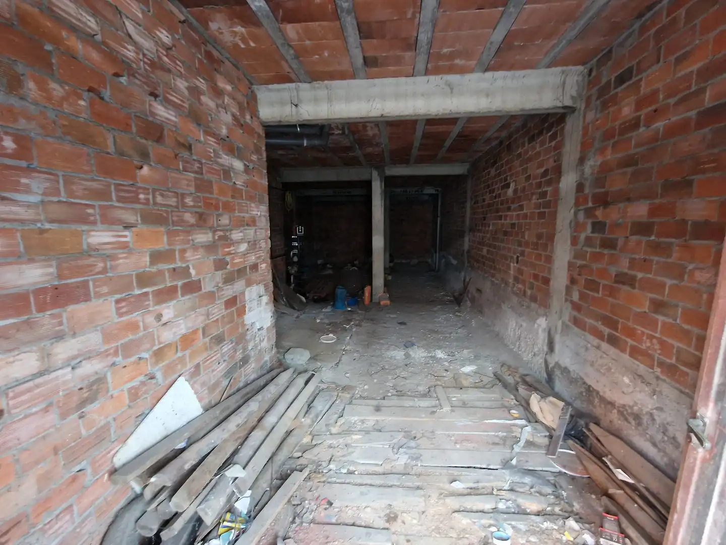 Local comercial en venda a Rúa Cristóbal Colón 28, imagen 2