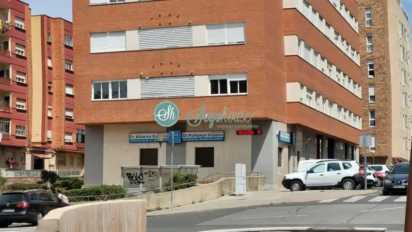 Vista exterior de Casa o xalet en venda en Segovia amb Calefacció, Parquet i Terrassa