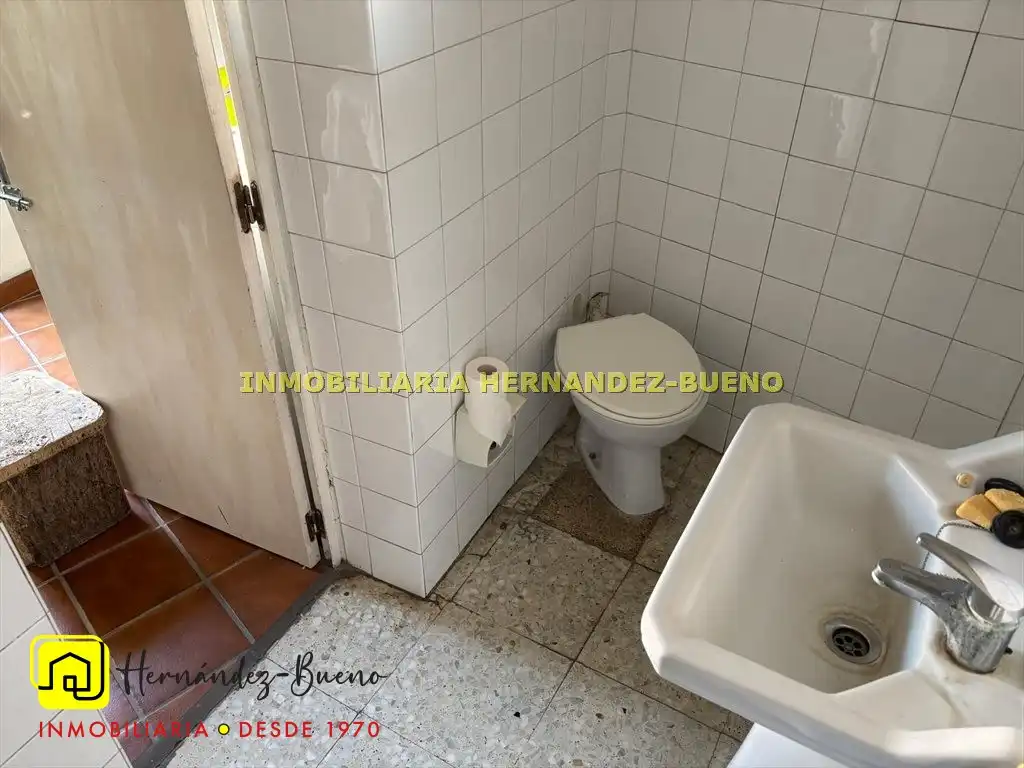 Bathroom of Houses for sale in La Fuente de San Esteban   with Heating and Terrace
