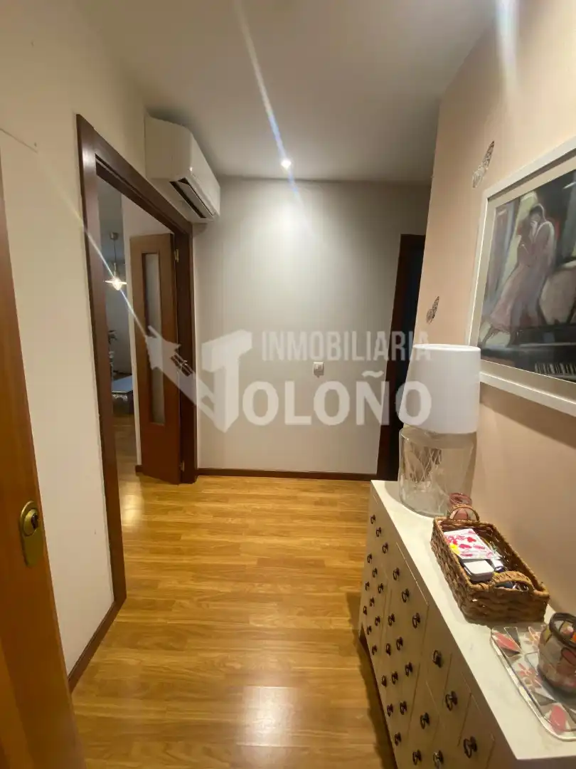 Piso en venta en Calle Luis Cernuda, 38, Haro
