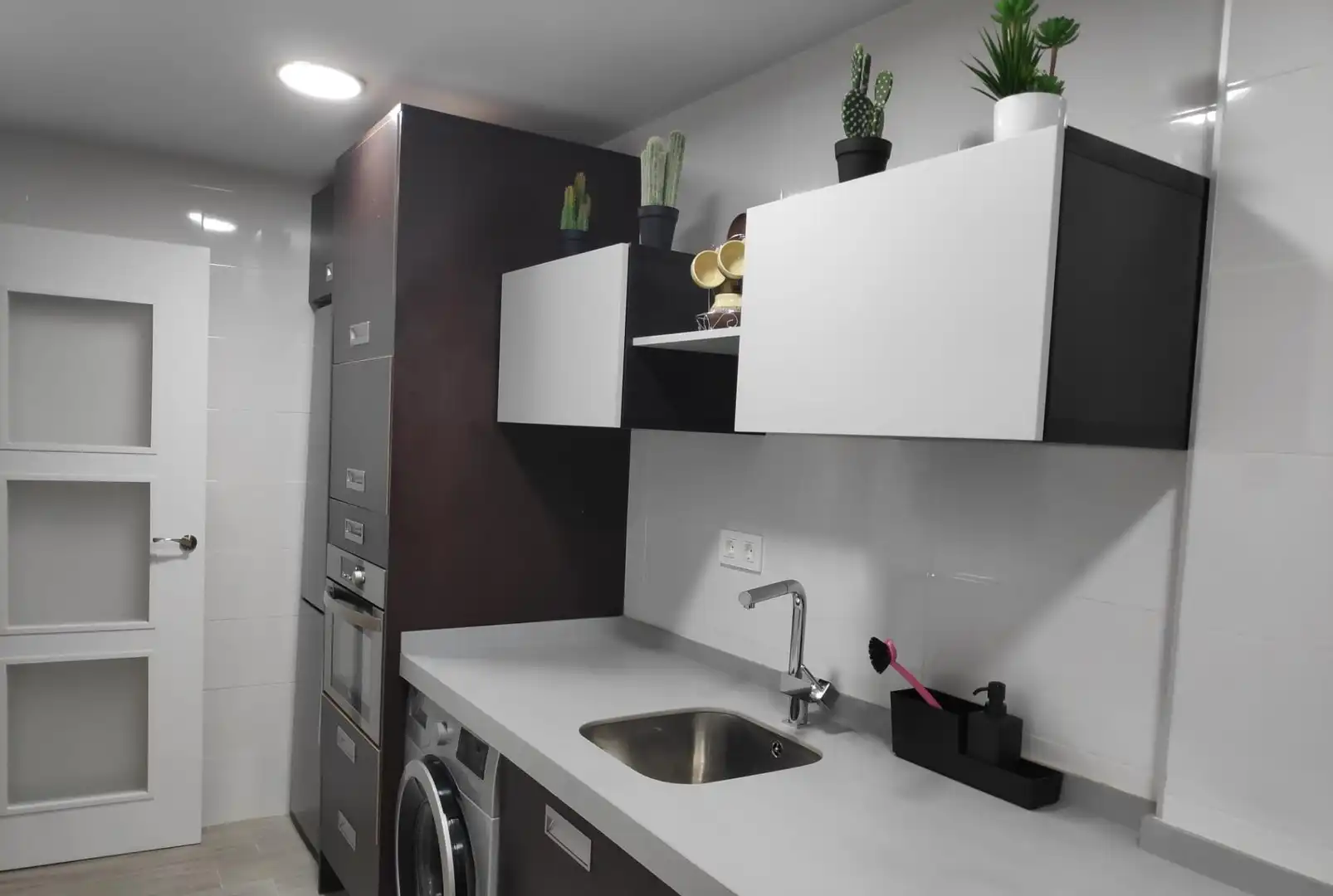 Küche von Wohnung zum Verkauf in Granada mit Heizung, Terrasse und Möbliert