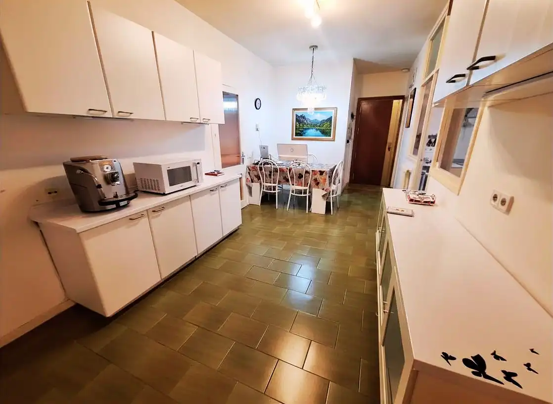 Kitchen of Flat for rent in Madrid  with Air Conditioner, Heating and Furnished