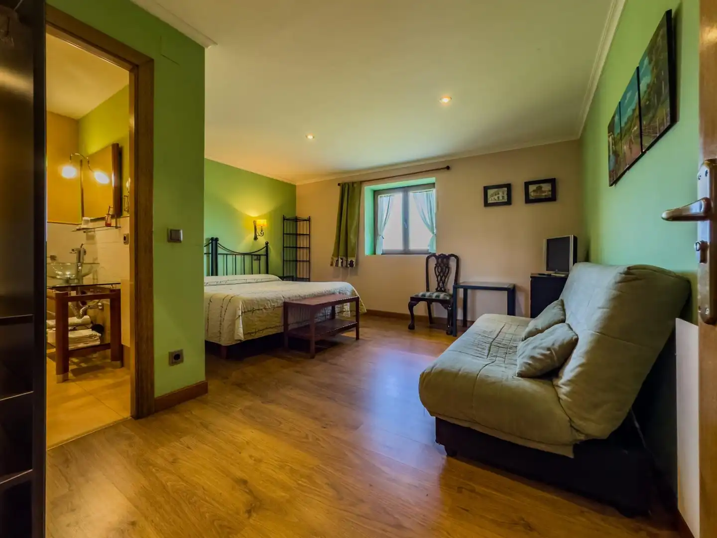 Dormitori de Casa o xalet en venda en Polanco amb Calefacció, Jardí privat i Terrassa