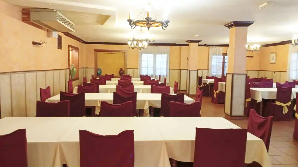 Comedor de Local en venta en Monachil con Aire acondicionado, Terraza y Amueblado