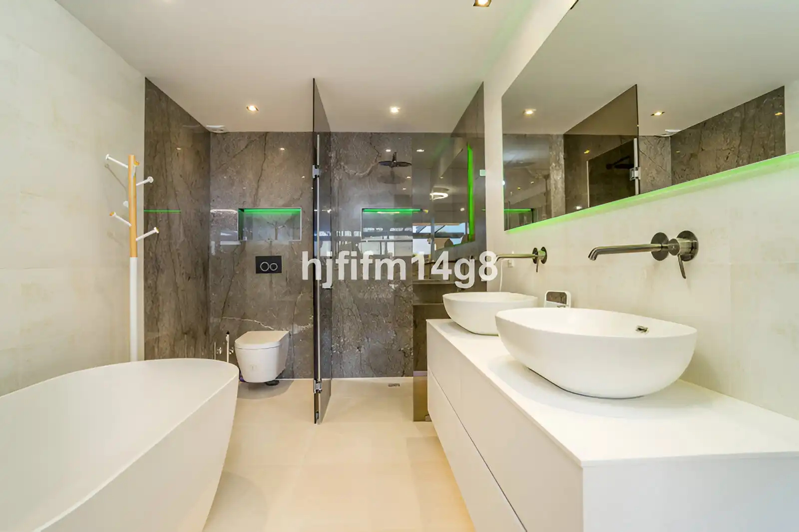 Habitatge amb piscina en venda a Nueva Andalucía, imagen 11