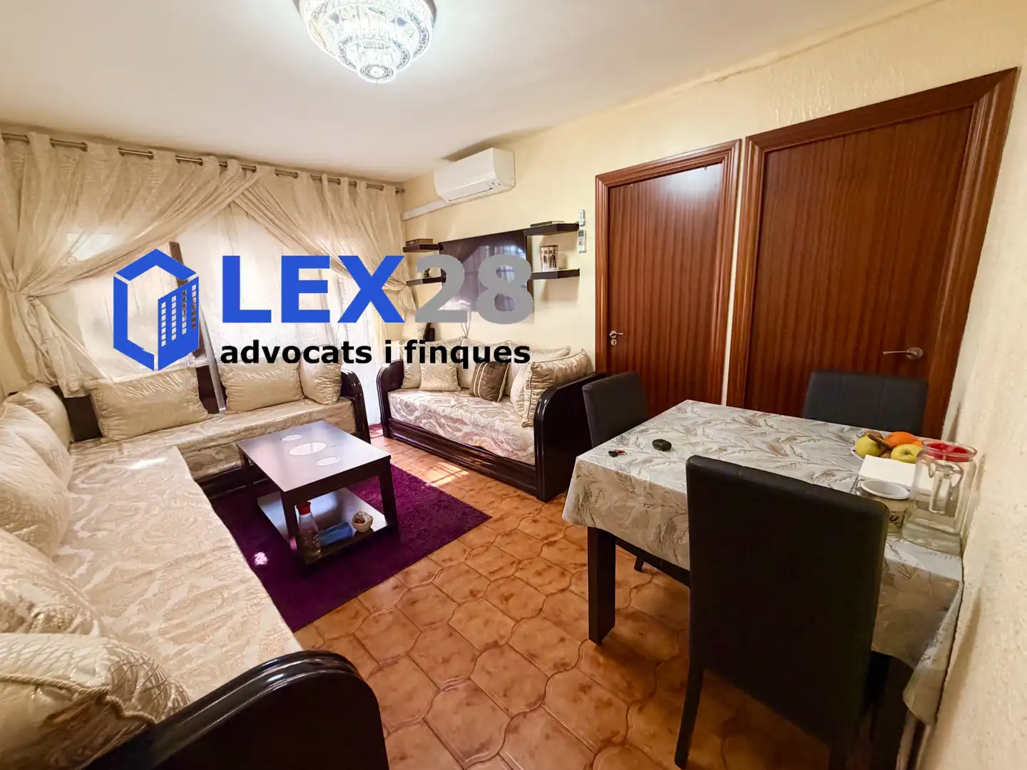 Piso con terraza en venta en Carrer de Juan Valera