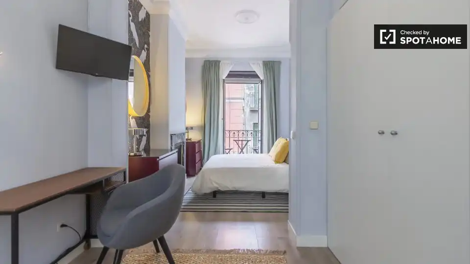 Appartamento con terrazza in affitto a Centro, imagen 7