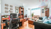 Sala de estar de Ático en venta en  Madrid Capital con Aire acondicionado, Calefacción y Parquet